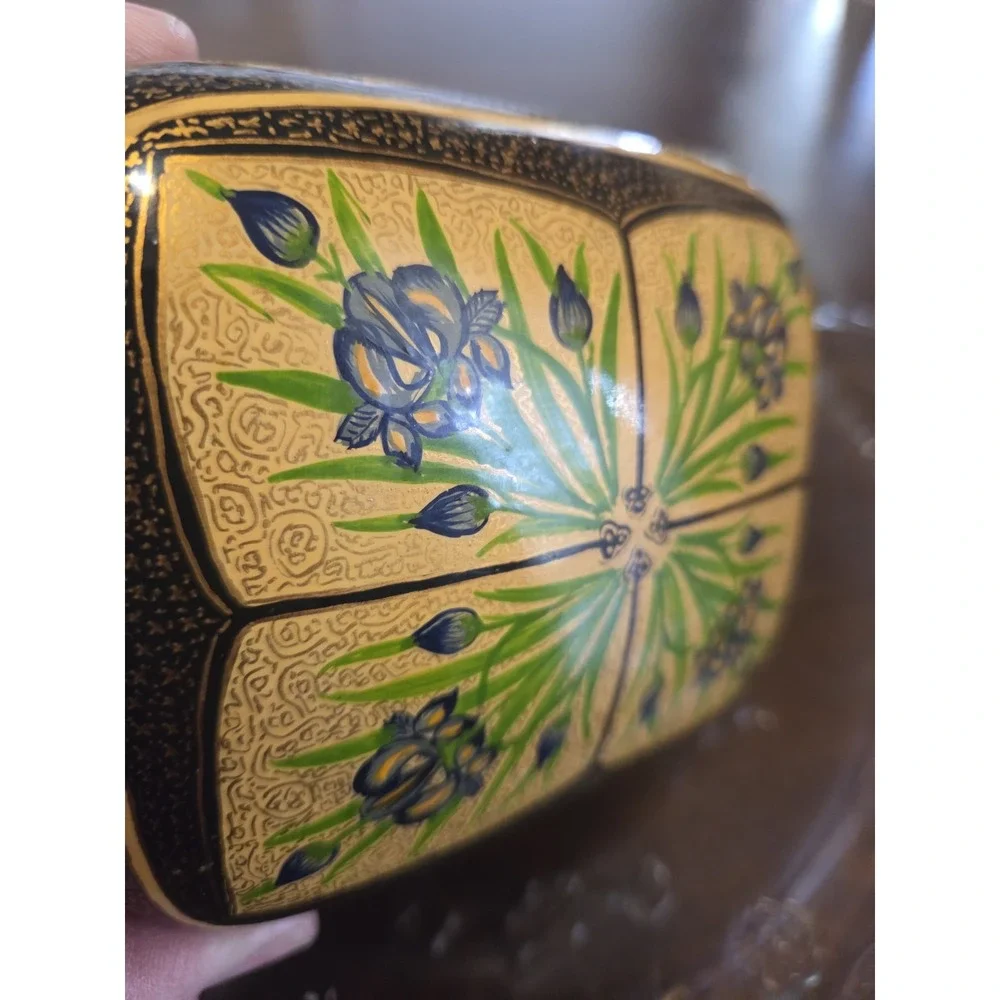 Kashmir this handcrafted